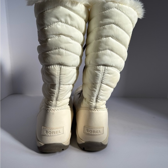 Sorel Women's White Winter Boots, Chic, Cozy, Comfy On Cold, Snowy Days. Sz 8.5 - Picture 6 of 10